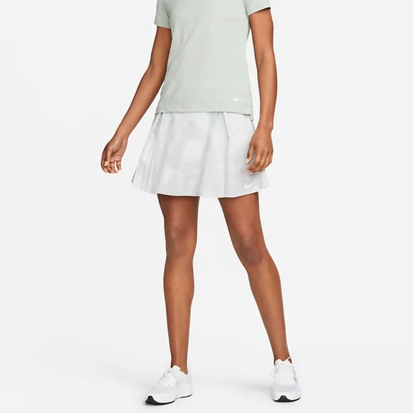 Nike Pants - Nike Club Print Golf Skirt